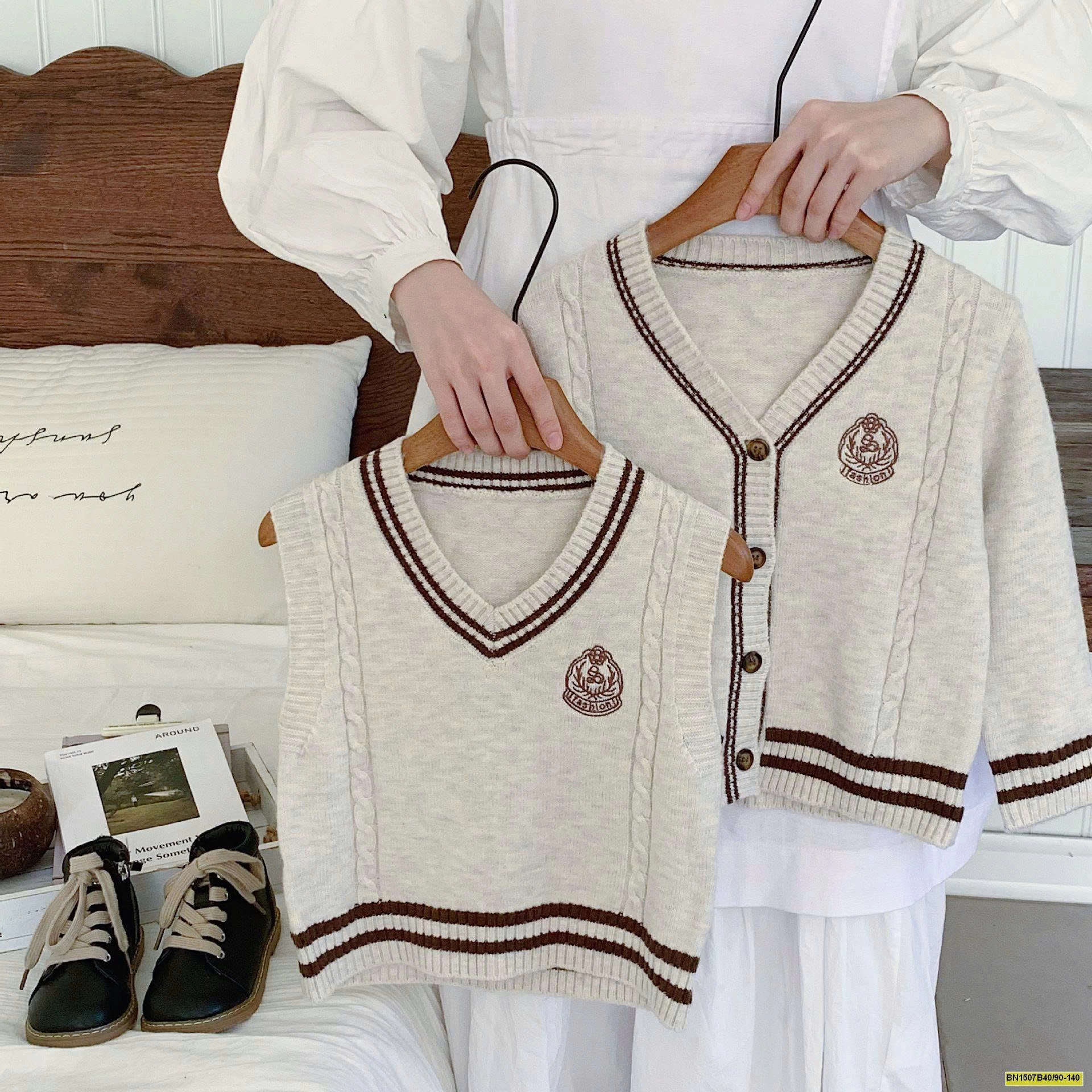 ÁO LEN VIỀN NGANG