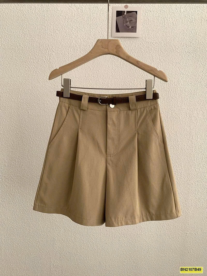 QUẦN SHORT CHỮ A