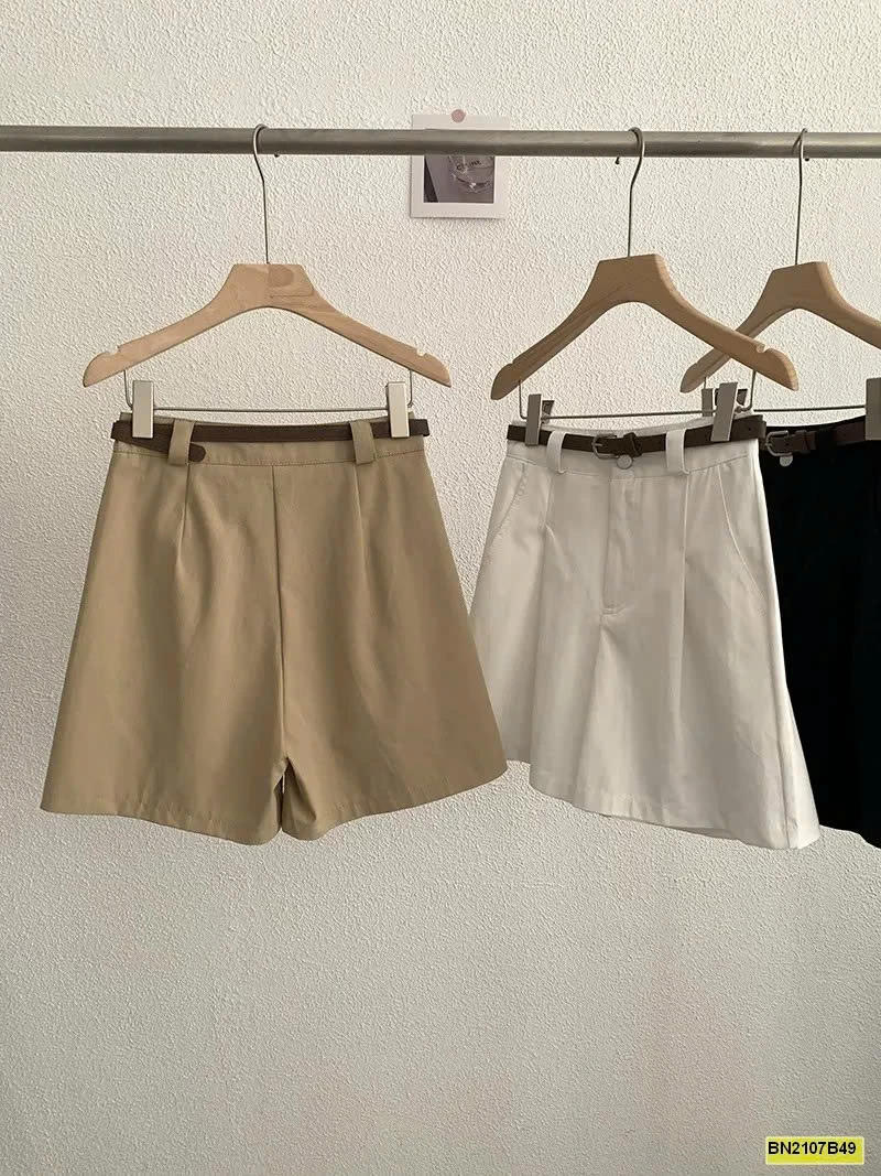 QUẦN SHORT CHỮ A