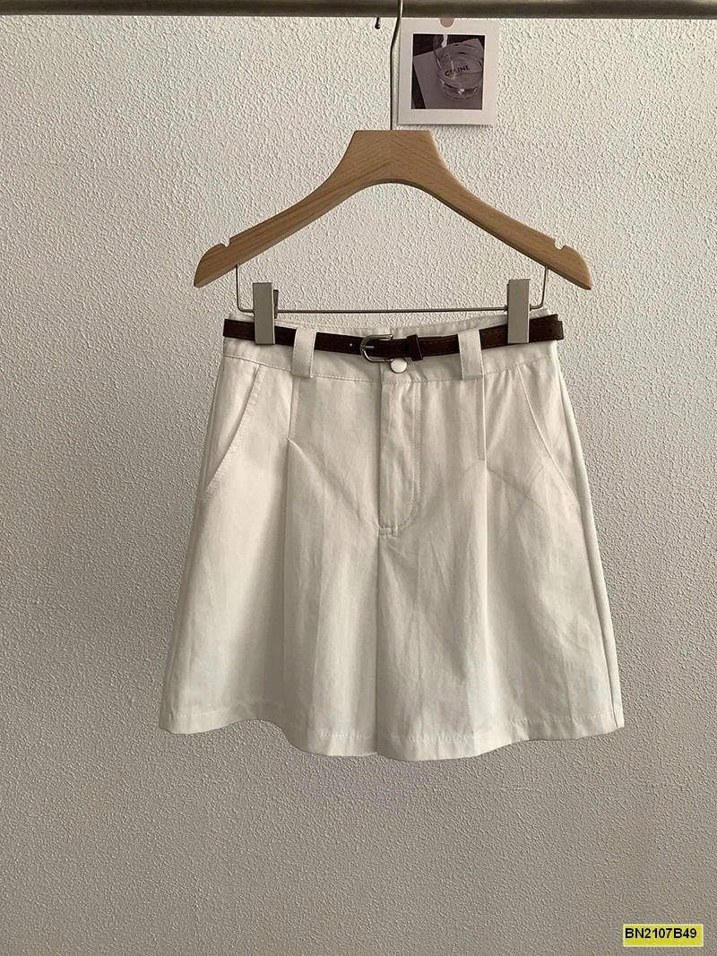 QUẦN SHORT CHỮ A