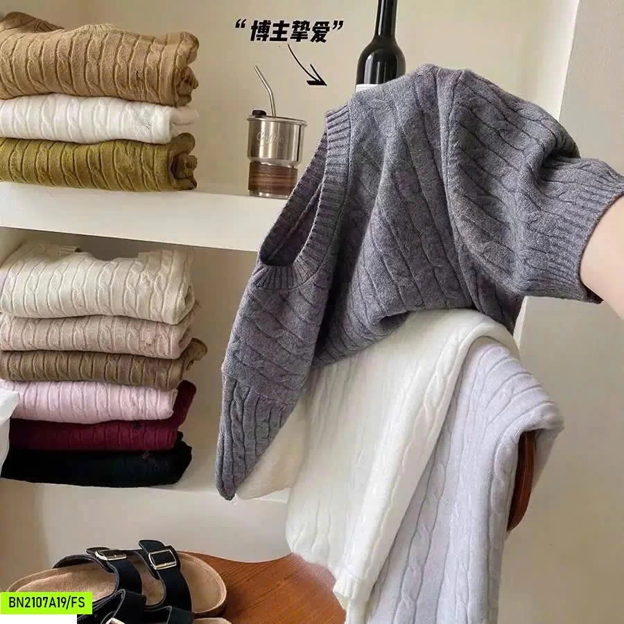 ÁO LEN DỆT KIM HỌA TIẾT THÊU NGỰA
