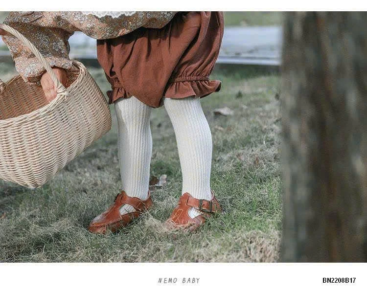 QUẦN TẤT BÉ GÁI