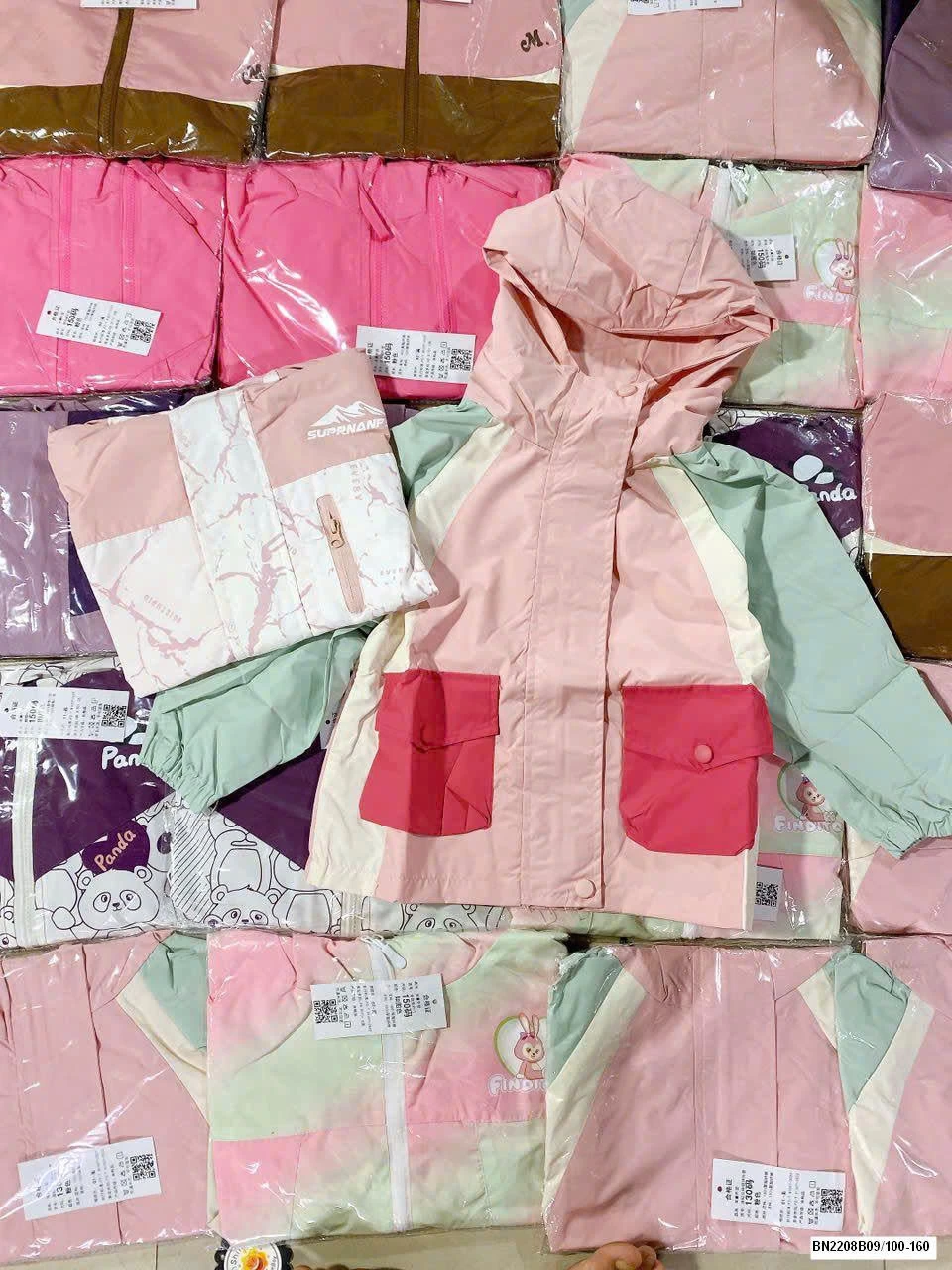 BST ÁO KHOÁC GIÓ BÉ GÁI