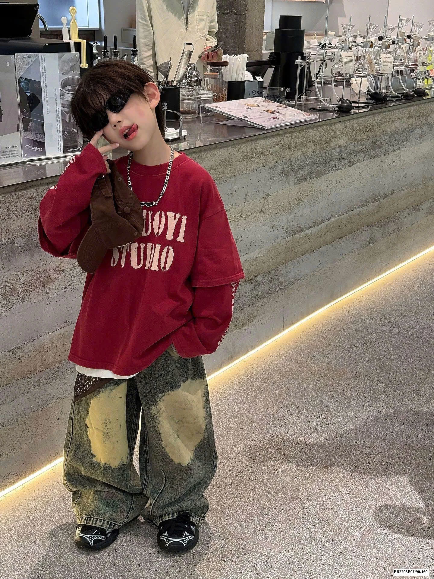 SET ÁO NỈ CHỮ MIX QUẦN JEAN TARUS