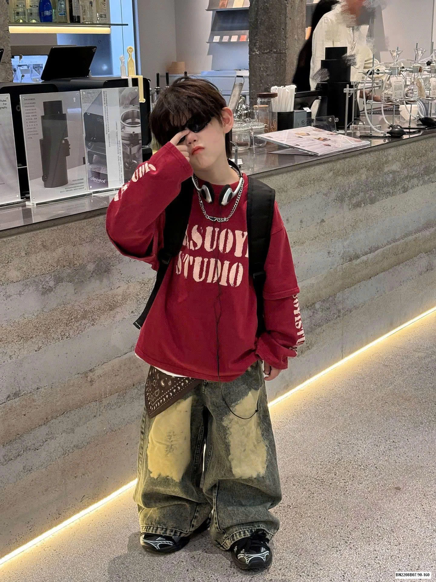 SET ÁO NỈ CHỮ MIX QUẦN JEAN TARUS