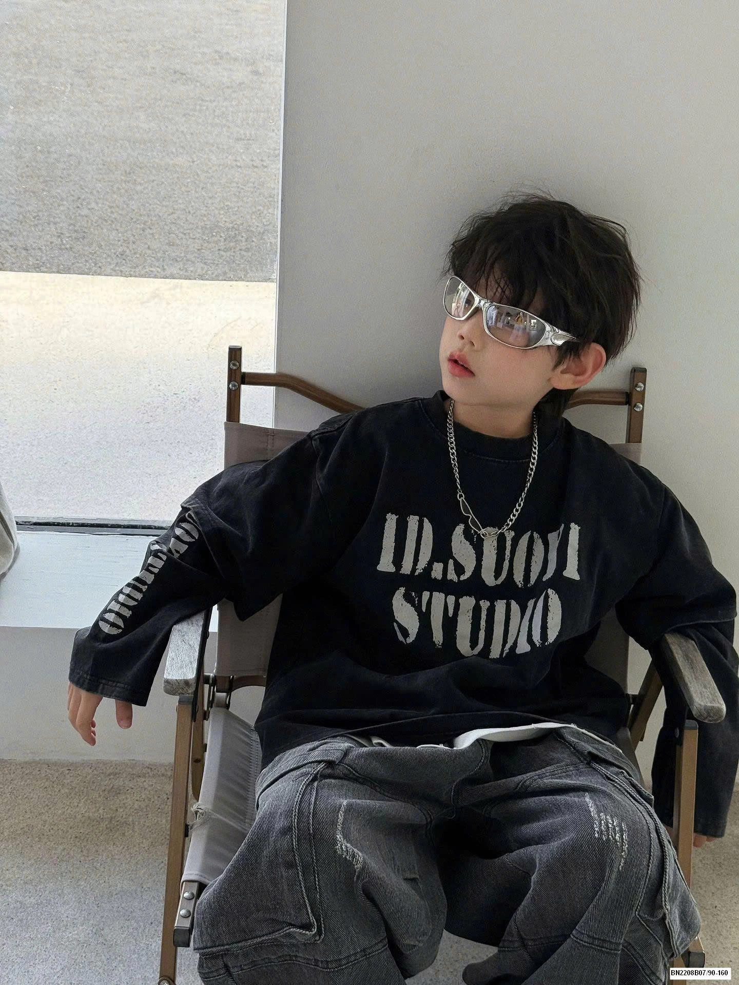 SET ÁO NỈ CHỮ MIX QUẦN JEAN TARUS