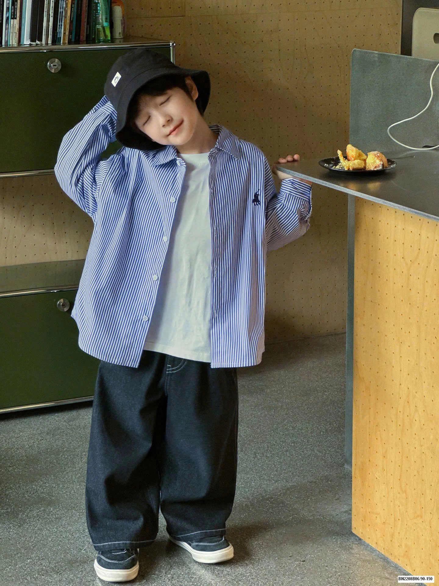 SET ÁO SƠ MI XANH MIX QUẦN JEAN A.O.A KIDS