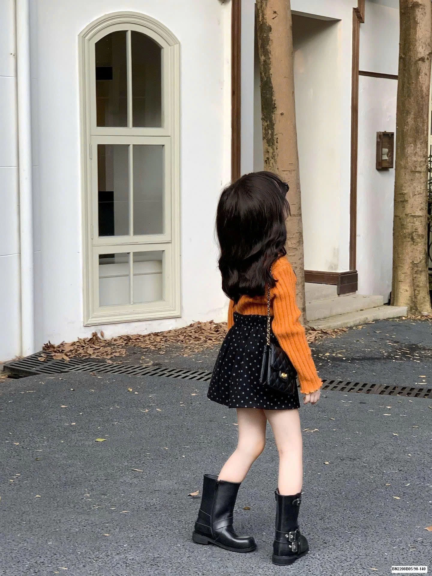 ÁO LEN CHỮ MIX CHÂN VÁY CHẤM BI