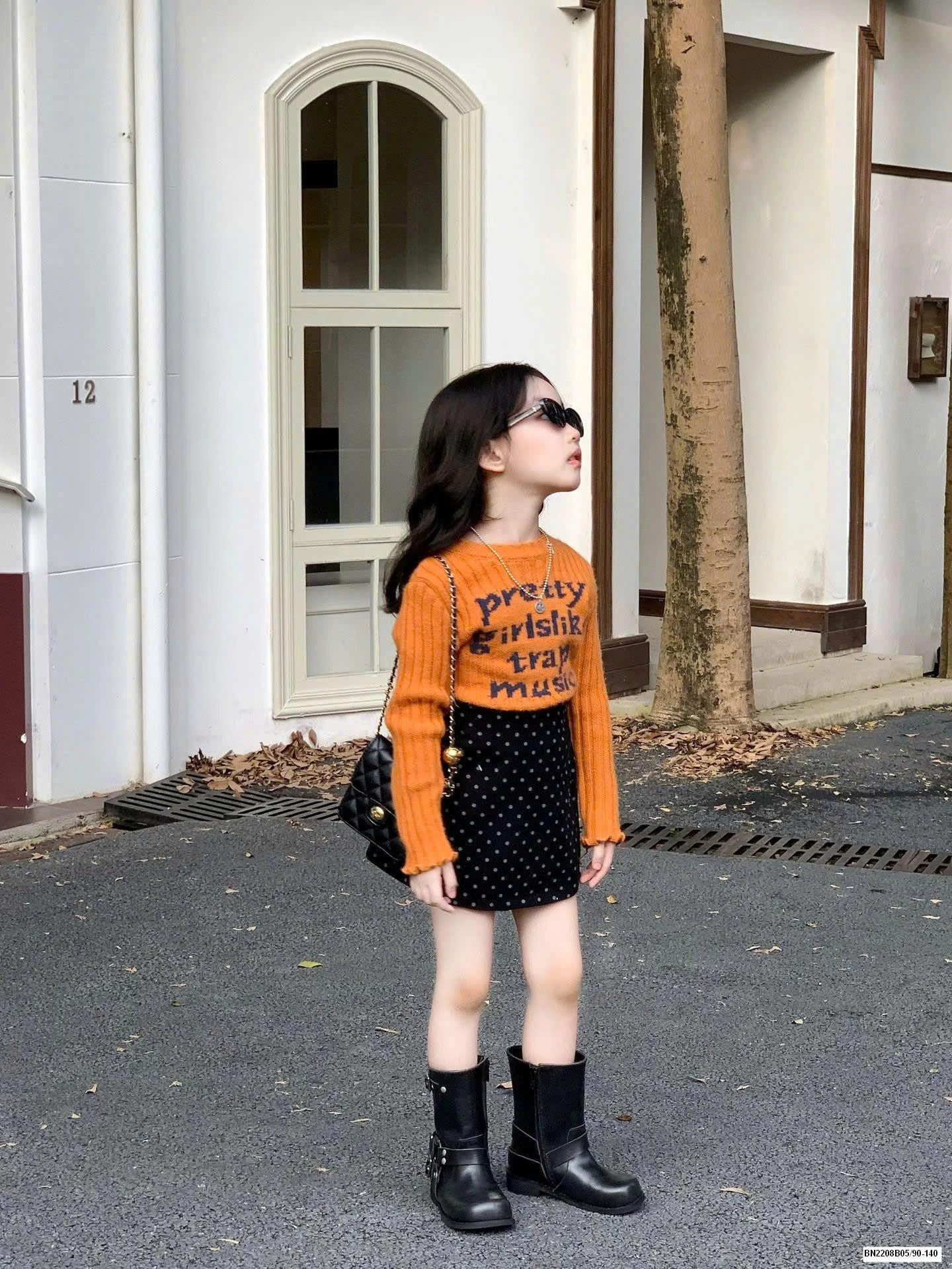 ÁO LEN CHỮ MIX CHÂN VÁY CHẤM BI