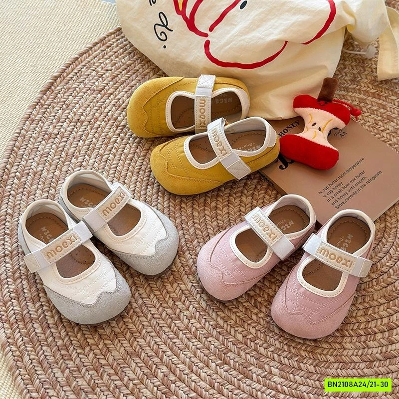 GIÀY SLIPON QUAI DÁN THÊU CHỮ