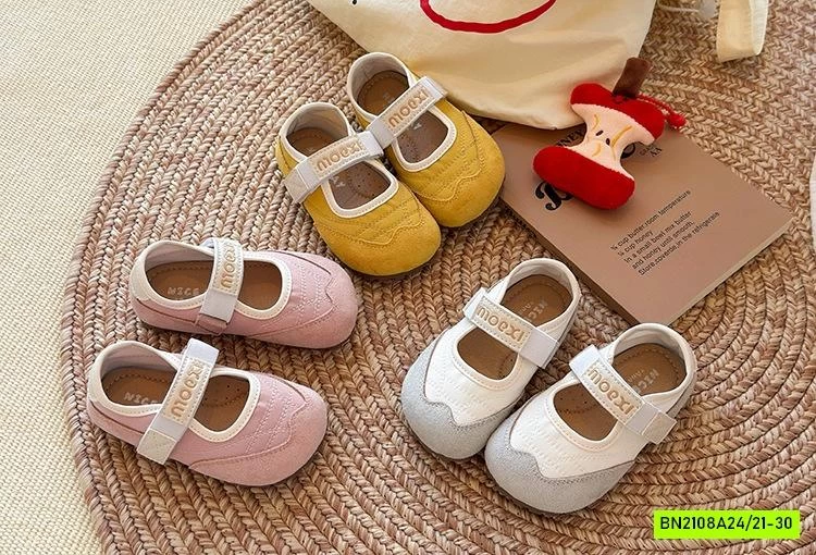 GIÀY SLIPON QUAI DÁN THÊU CHỮ