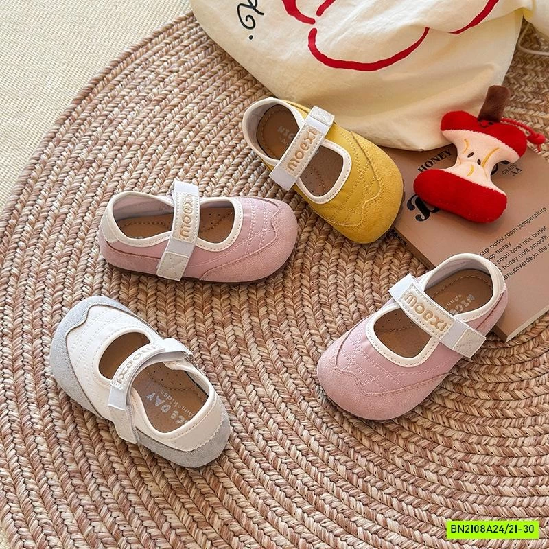 GIÀY SLIPON QUAI DÁN THÊU CHỮ