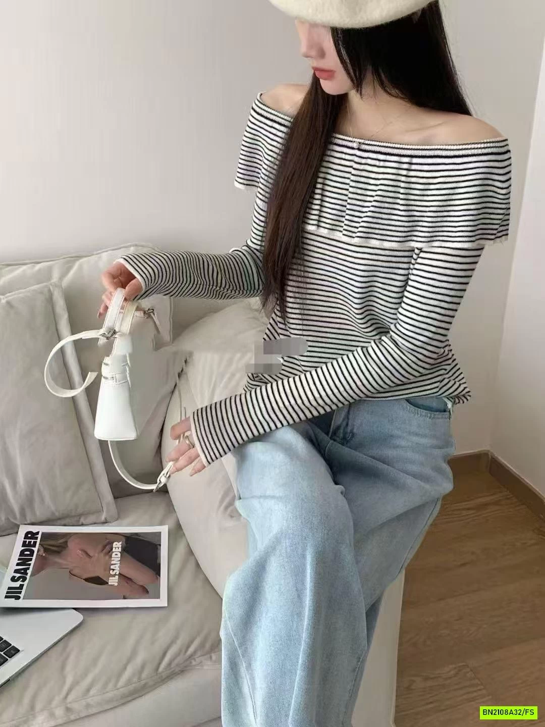 ÁO LEN MONTOGHI CỔ CHOÀNG TRỄ VAI RSSTUDIO