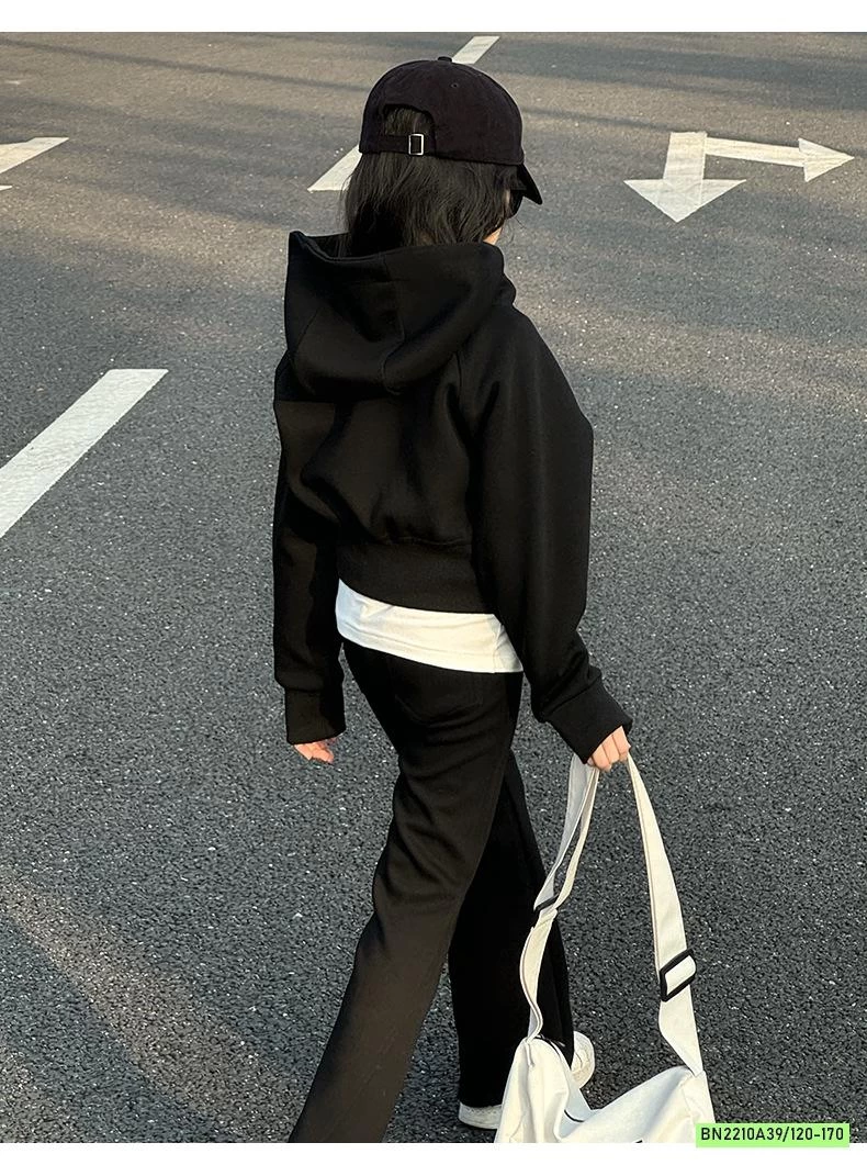 SÉT THỂ THAO ÁO KHOÁC QUẦN LOE