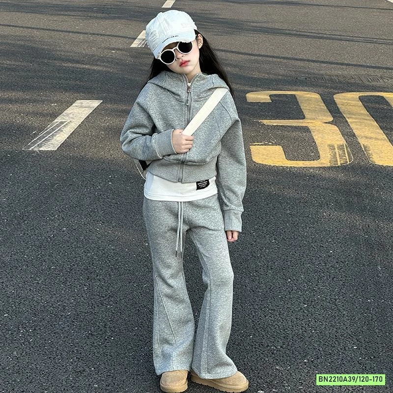 SÉT THỂ THAO ÁO KHOÁC QUẦN LOE