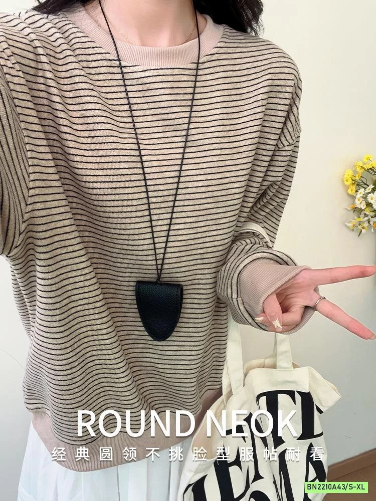 ÁO NỈ KẺ BO GẤU