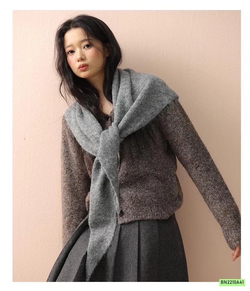 CHOÀNG LEN CASHME TAM GIÁC