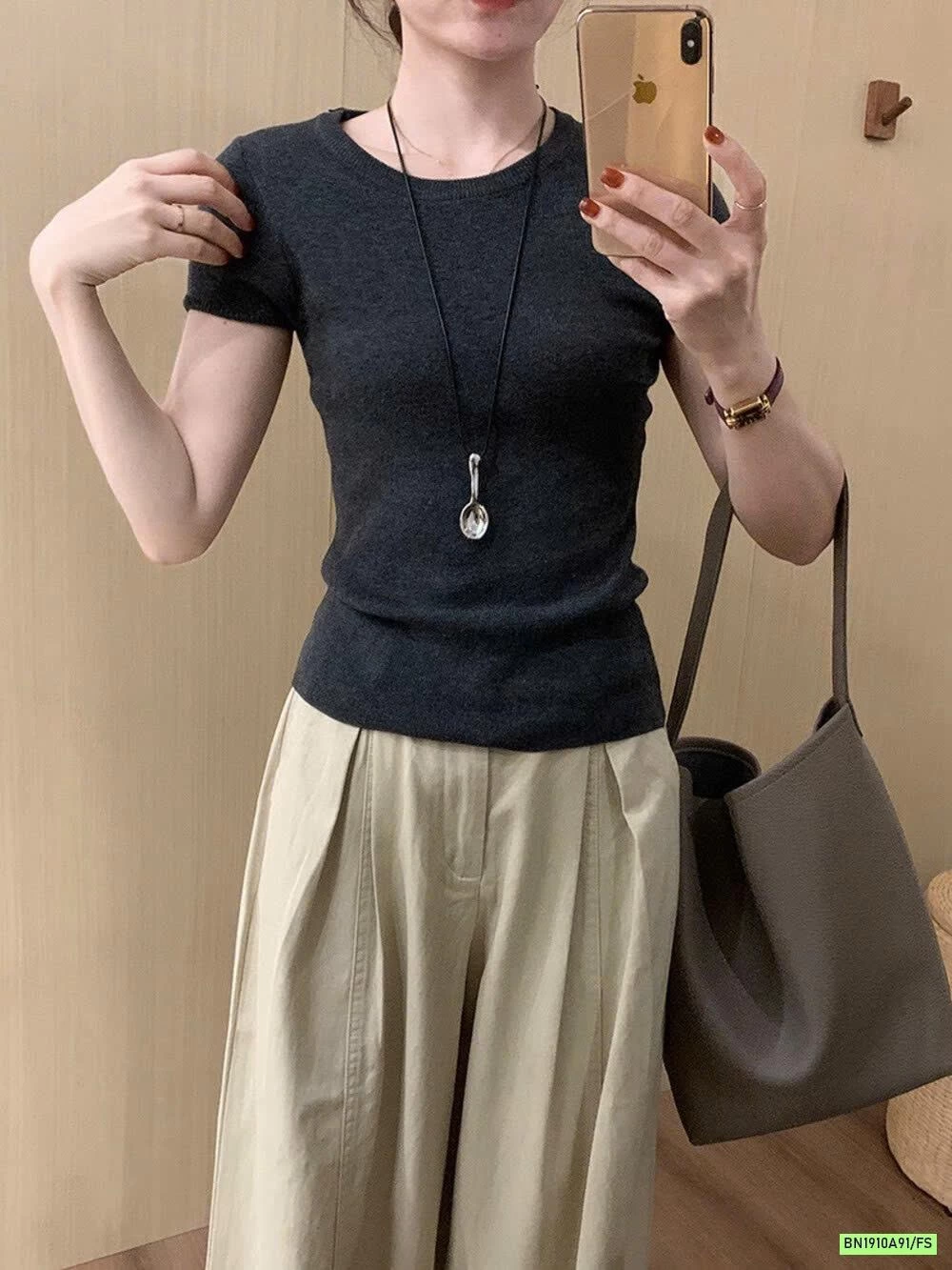 ÁO LEN GIẤY TAY HẾN WGWE7567