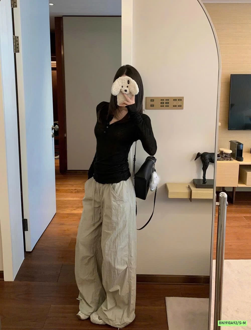 ÁO THUN GIẤY CÚC CỔ WWE7681