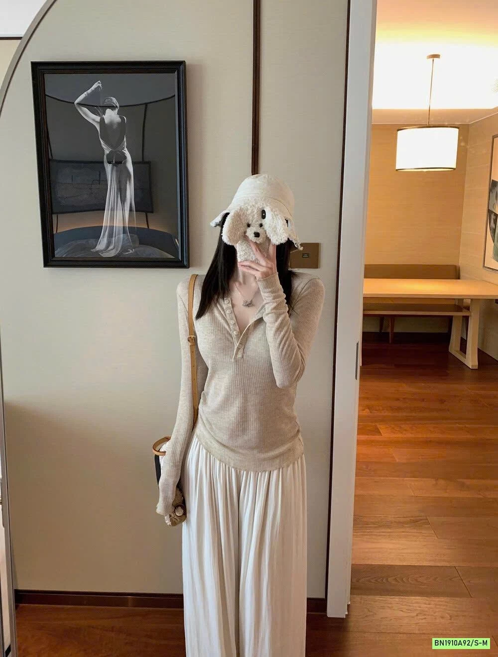 ÁO THUN GIẤY CÚC CỔ WWE7681