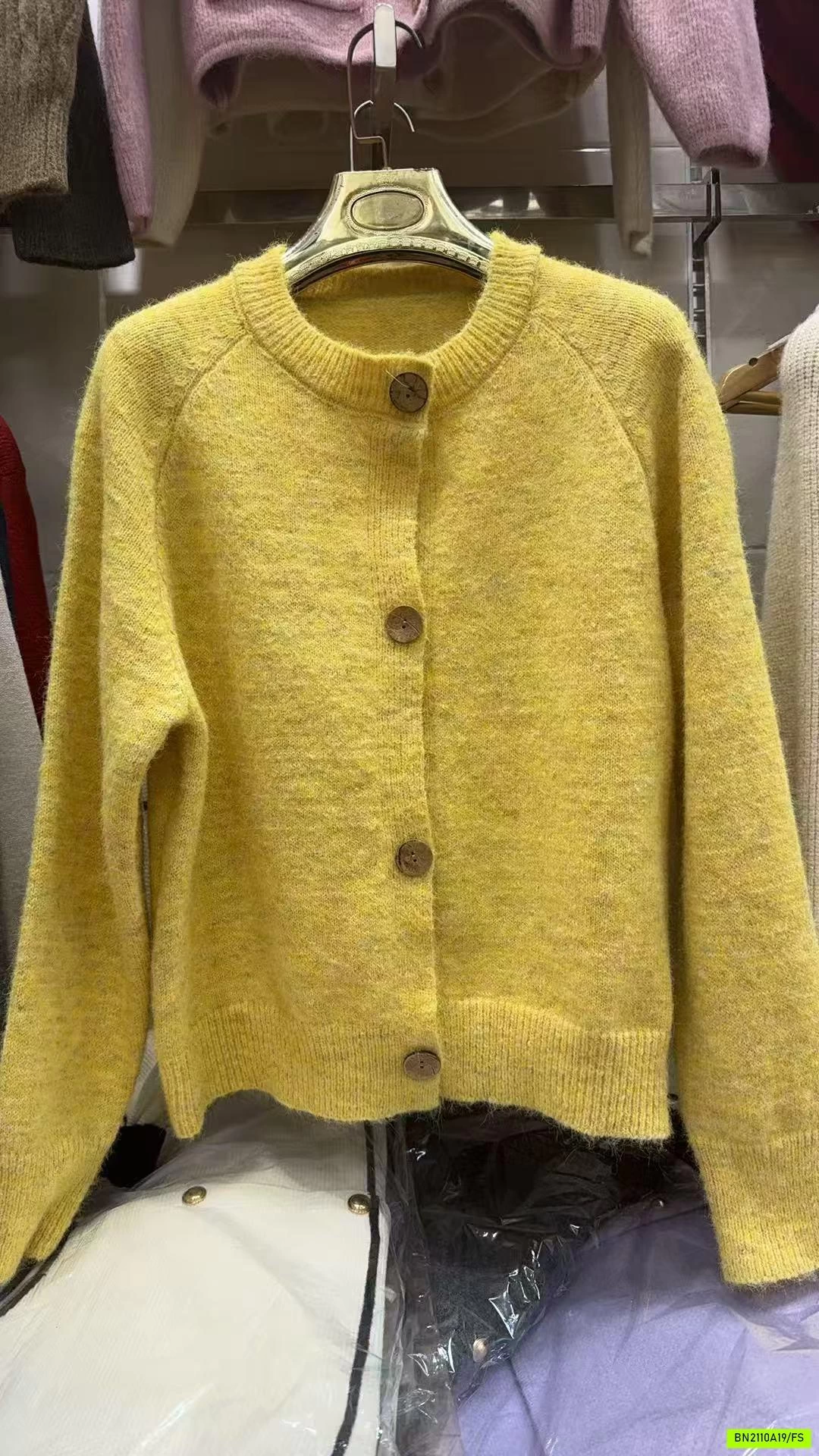 CARDIGAN LEN VÀNG
