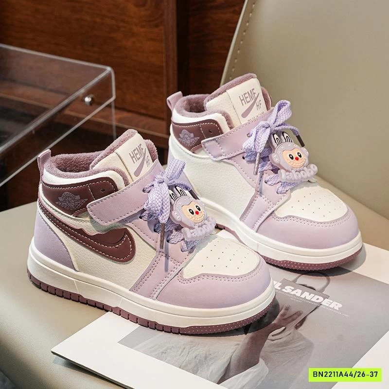 GIÀY THỂ THAO CAO CỔ LABUBU LÓT LÔNG