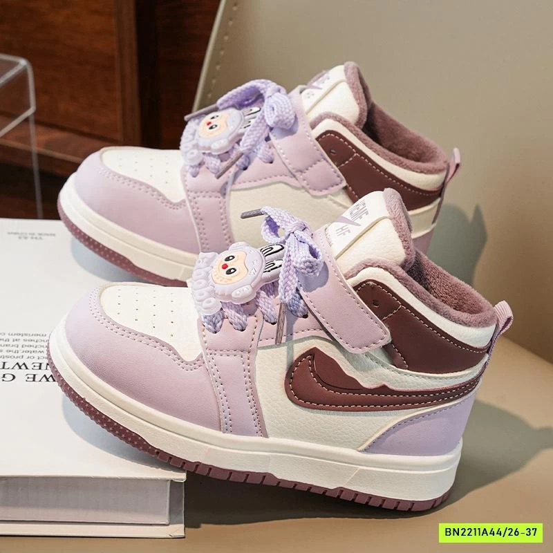 GIÀY THỂ THAO CAO CỔ LABUBU LÓT LÔNG