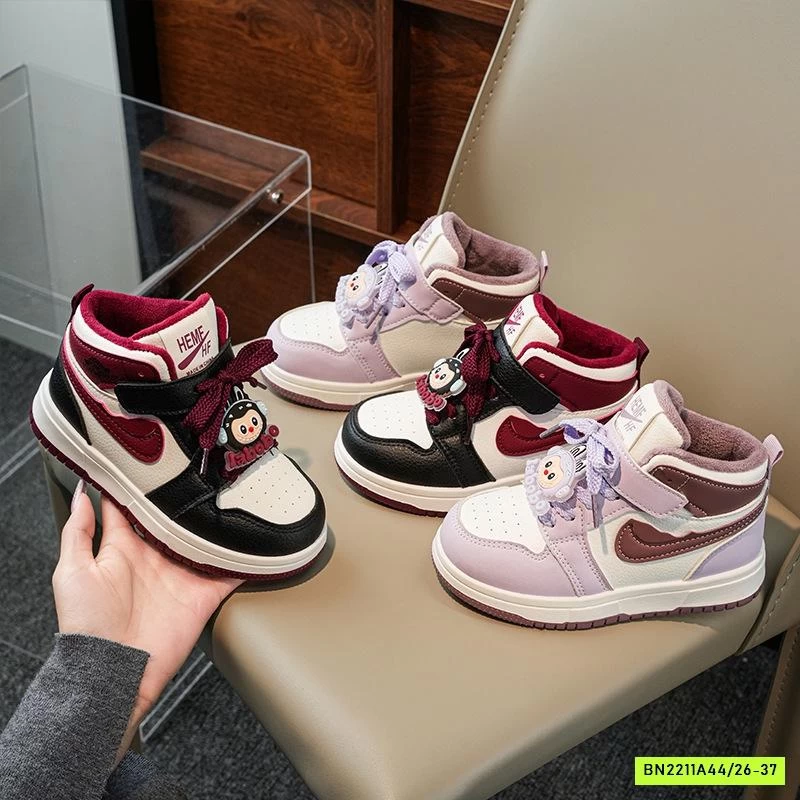 GIÀY THỂ THAO CAO CỔ LABUBU LÓT LÔNG