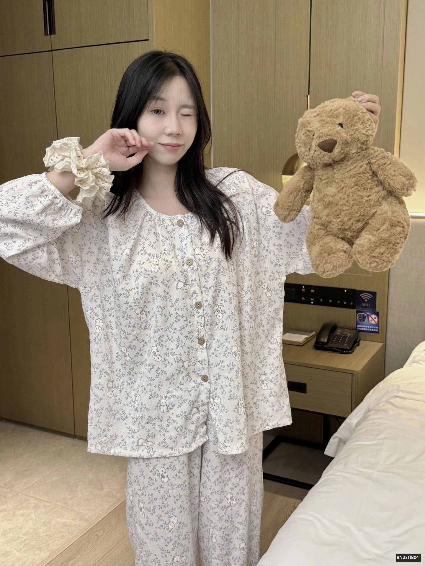 BỘ THÔ HỌA TIẾT MẶC NHÀ