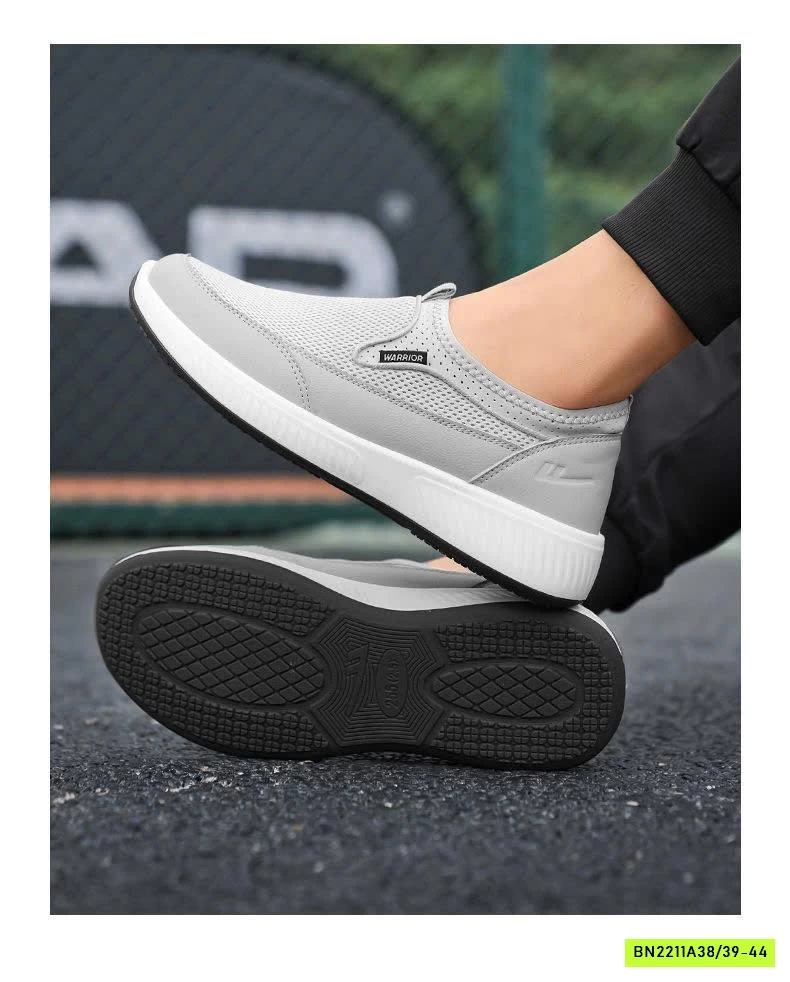 GIÀY LƯỜI THOÁNG KHÍ CHO NAM WARRIOR