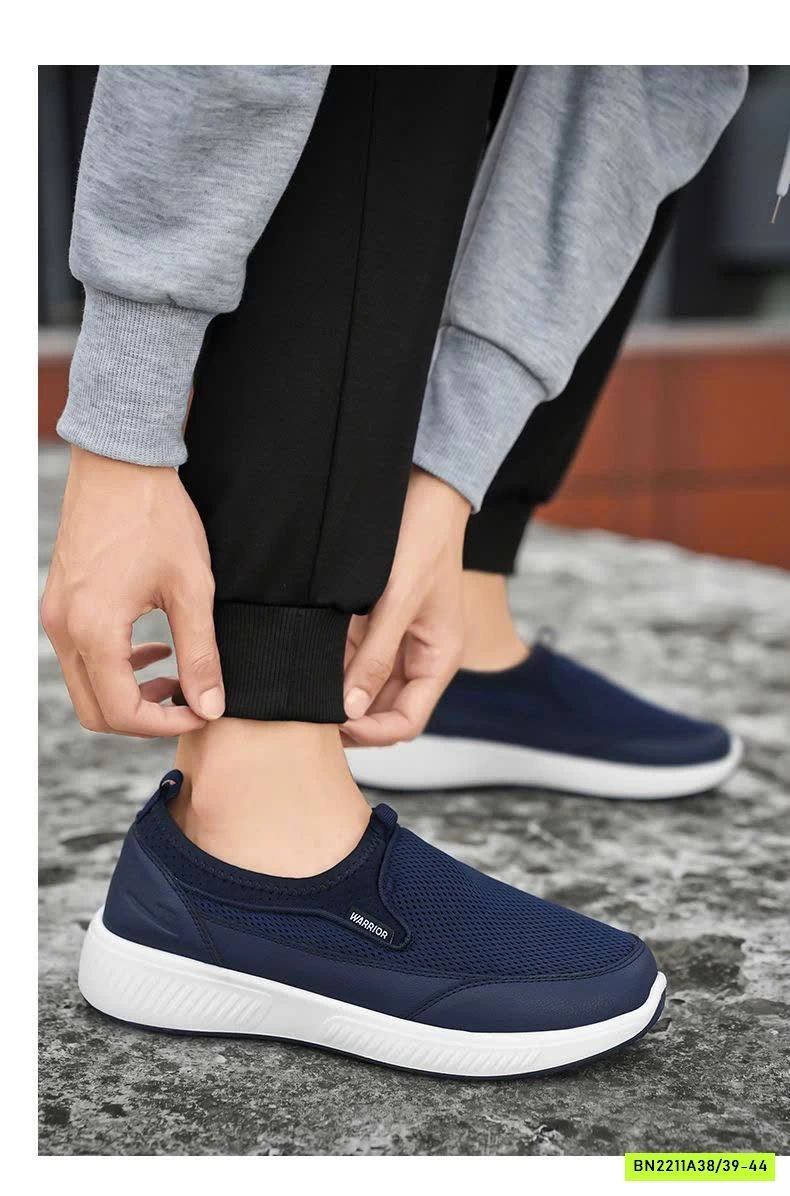 GIÀY LƯỜI THOÁNG KHÍ CHO NAM WARRIOR