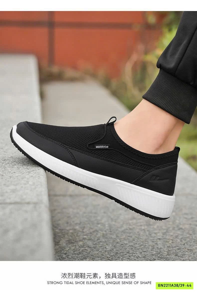 GIÀY LƯỜI THOÁNG KHÍ CHO NAM WARRIOR