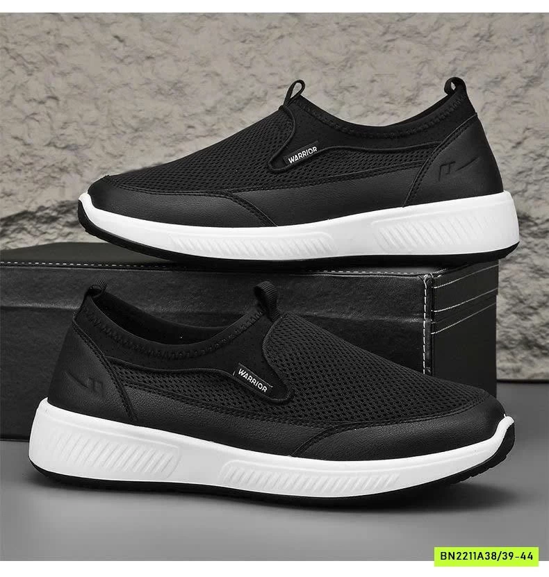 GIÀY LƯỜI THOÁNG KHÍ CHO NAM WARRIOR