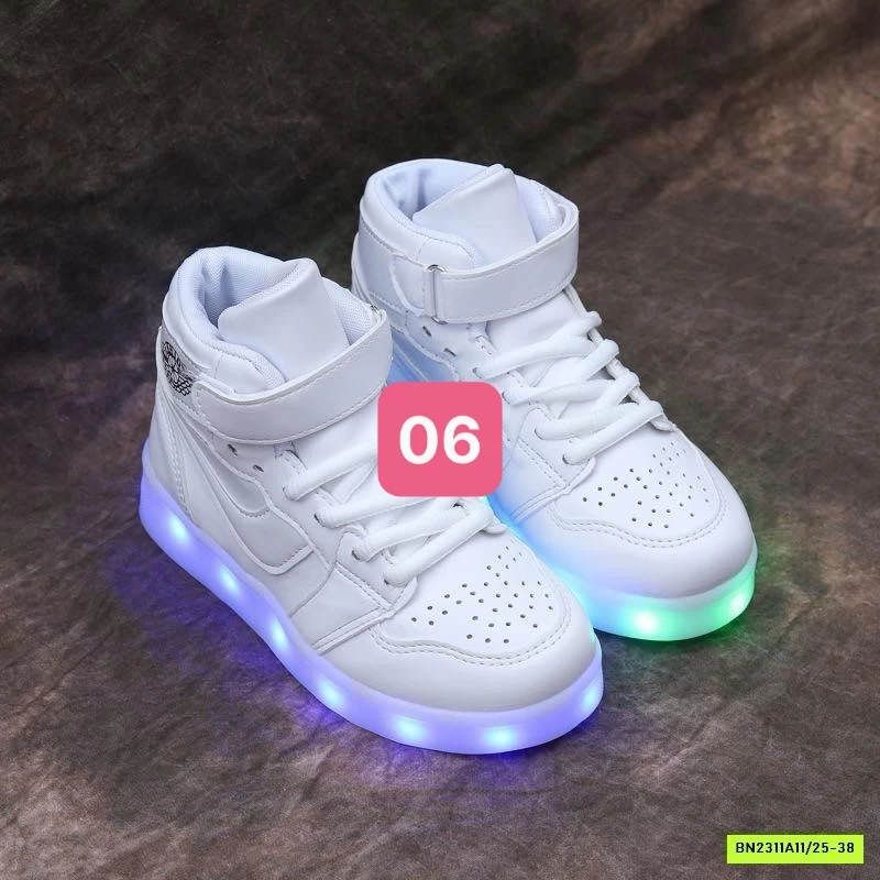 GIÀY THỂ THAO CAO CỔ ĐẾ ĐÈN