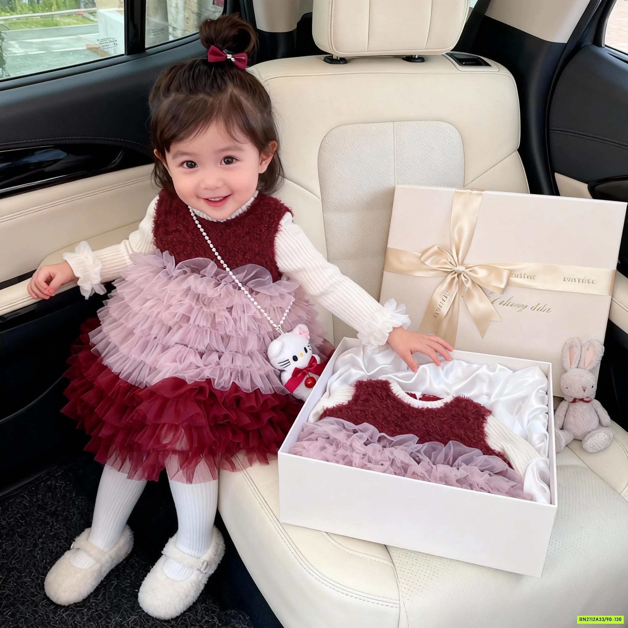 ĐẦM DẠ TUTU LOANG KÈM ÁO LEN BLUETOWN