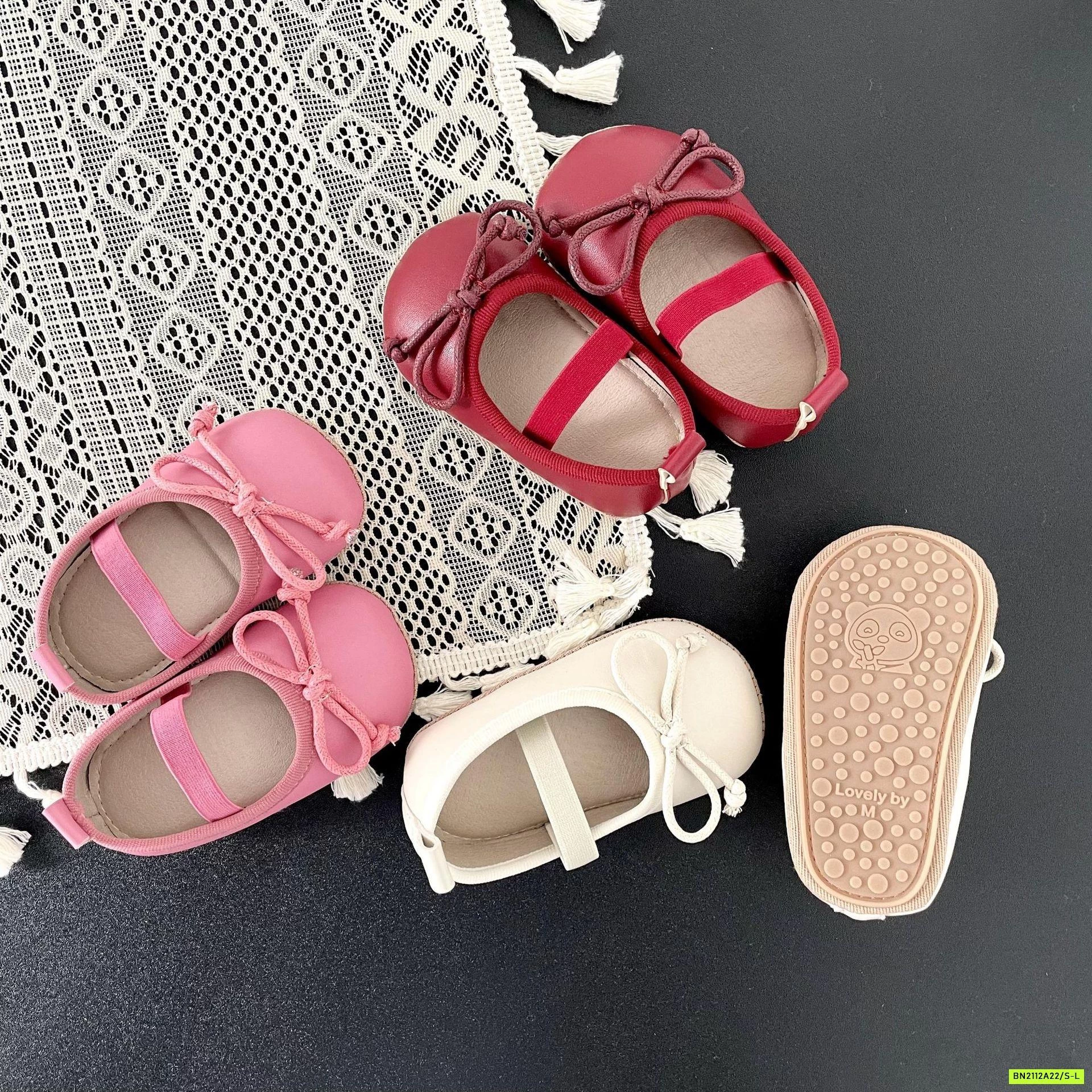 GIÀY BÚP BÊ TẬP ĐI GẮN NƠ