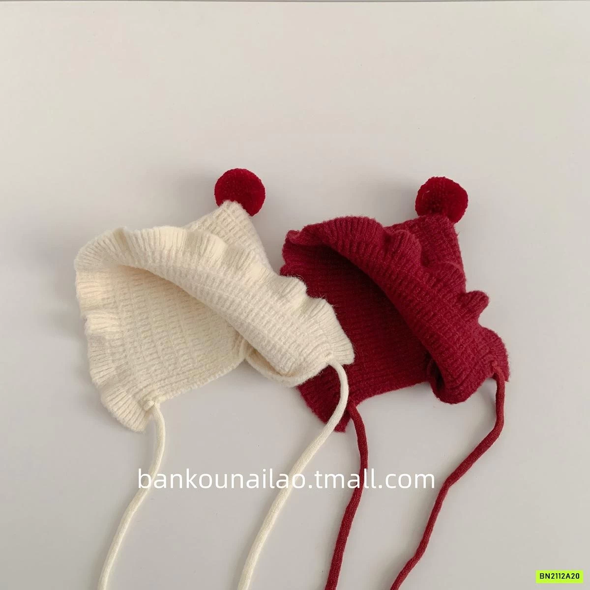 MŨ LEN TIỂU THƯ VIỀN BÈO