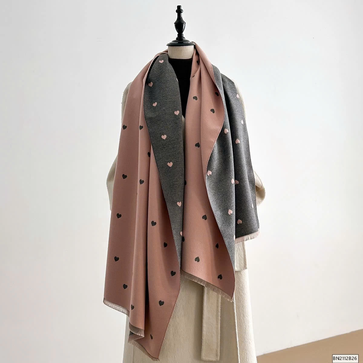 KHĂN CHOÀNG TRÁI TIM 2 MÀU