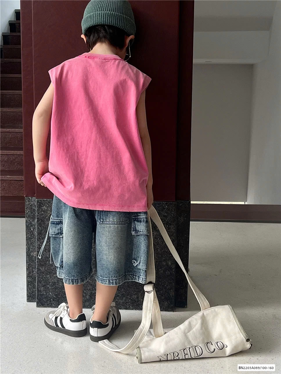 ÁO SÁT NÁCH THÊU CHỮ SNIDOLS