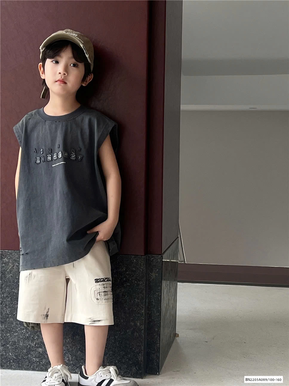 ÁO SÁT NÁCH THÊU CHỮ SNIDOLS