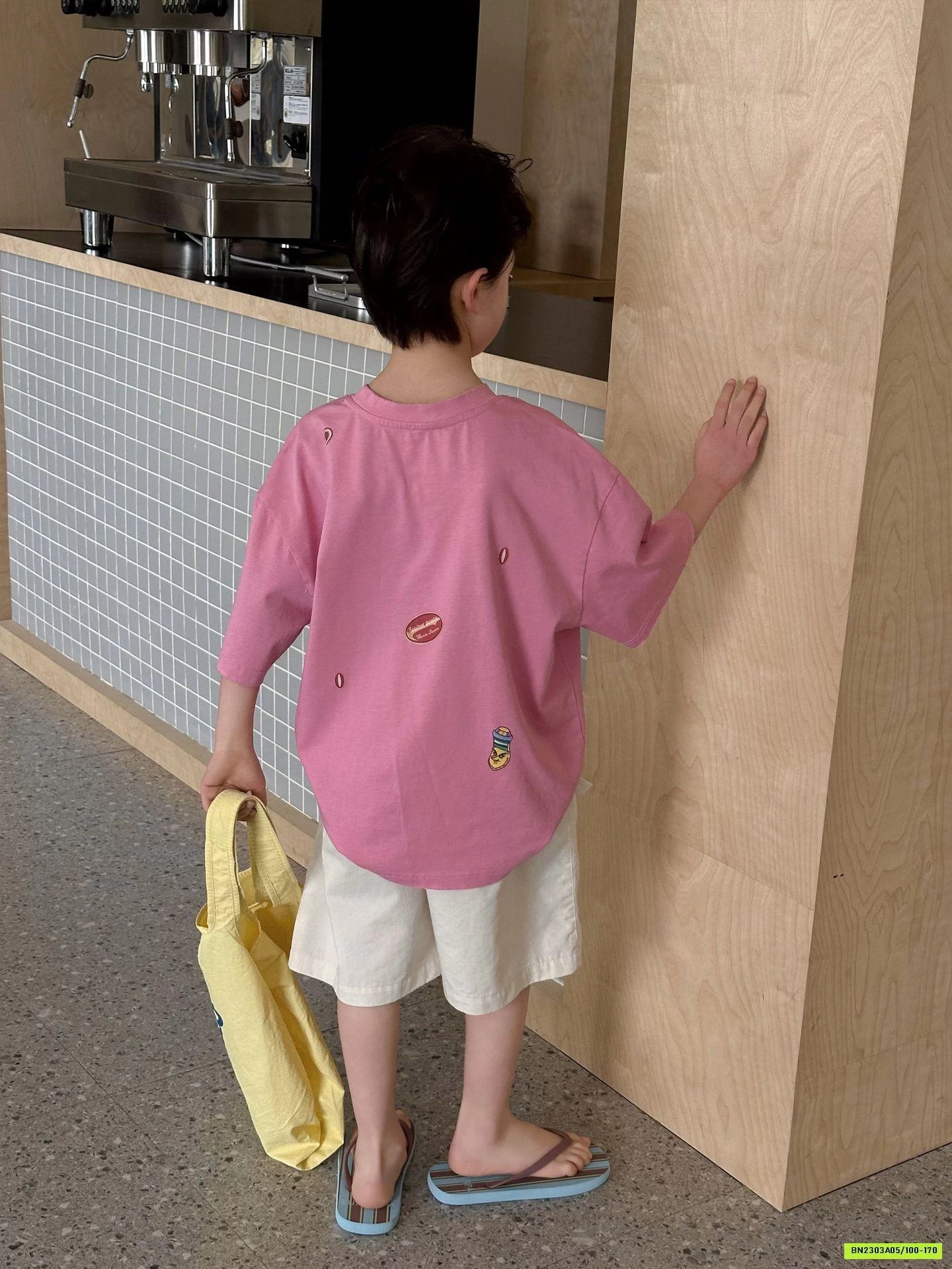 ÁO THUN HỒNG IN HÌNH HANYA