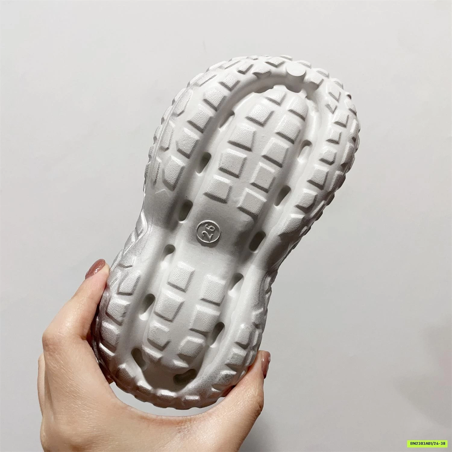 CROCS BẠC CHARM KITTY