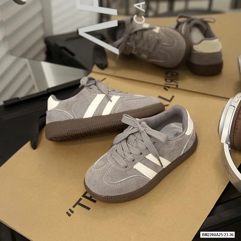 GIÀY TT 2 SỌC GIẢ DA LỘN