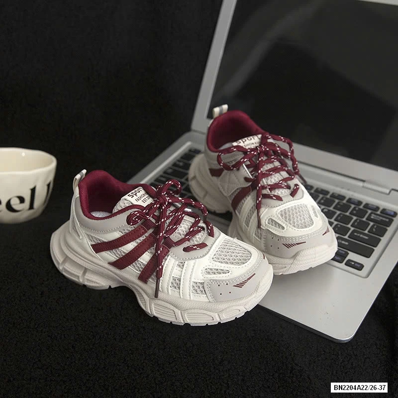 GIÀY THỂ THAO ĐẾ SÓNG