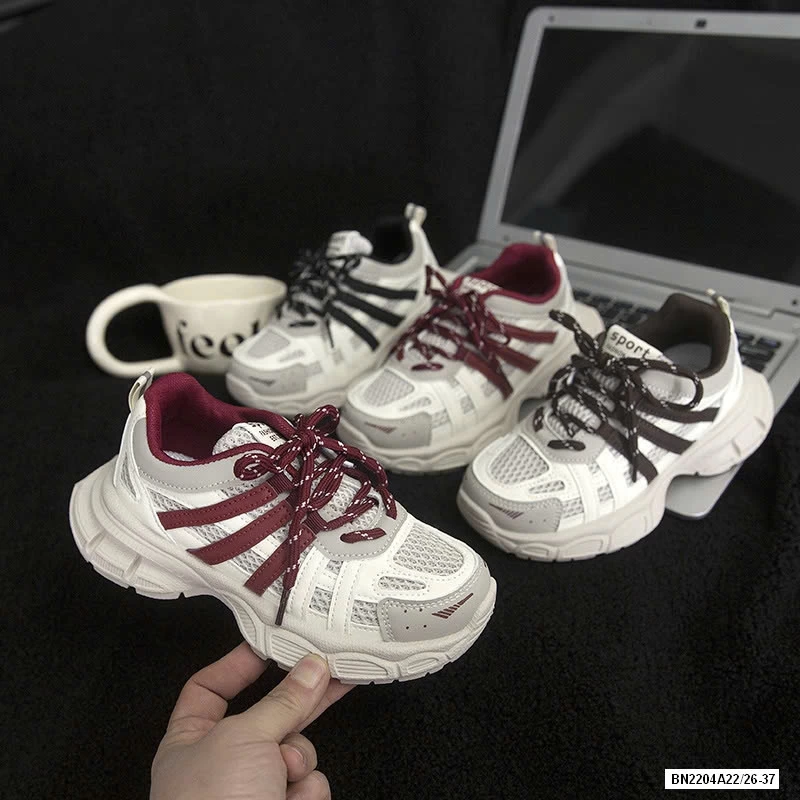 GIÀY THỂ THAO ĐẾ SÓNG