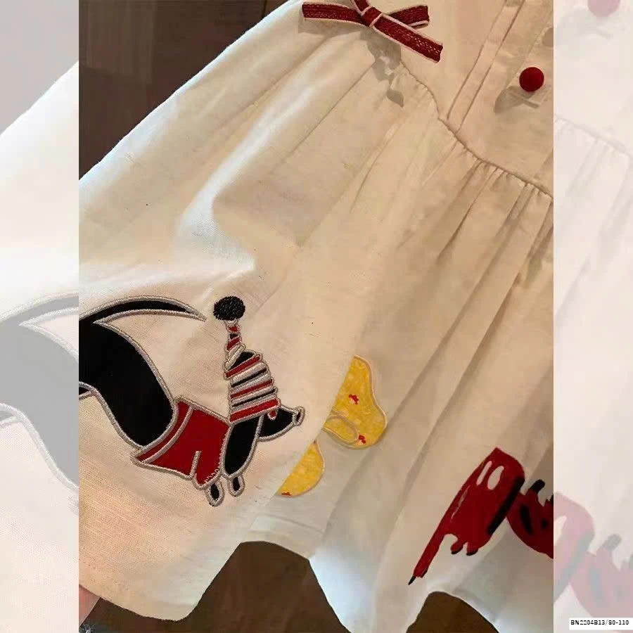 Váy xinh hình cún sát nách