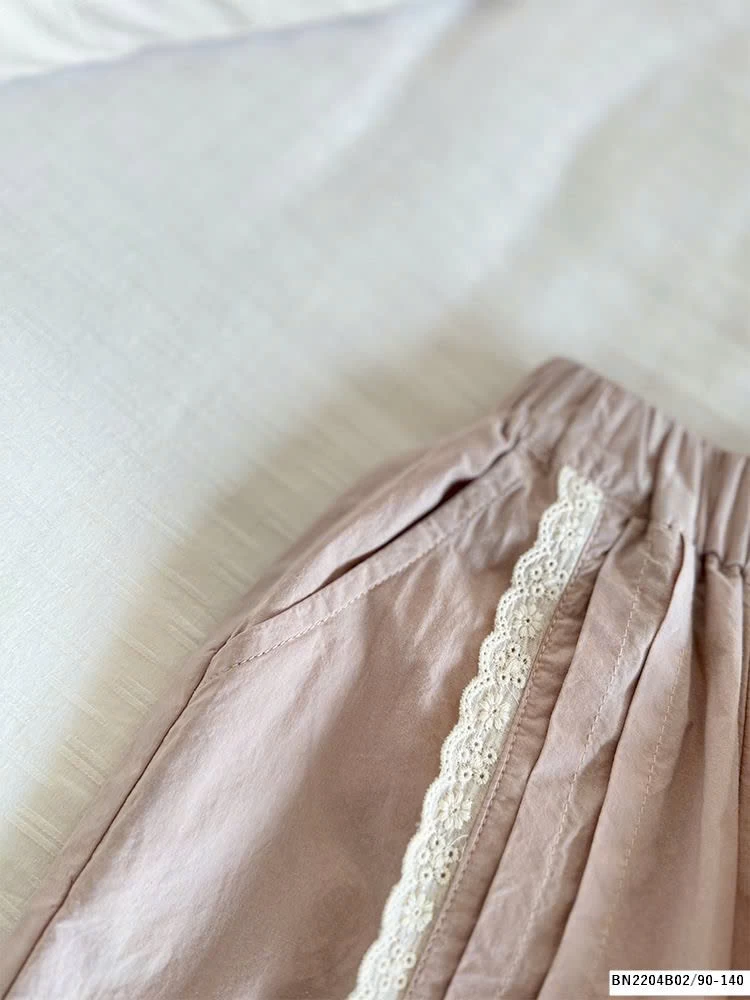 QUẦN THÔ PHỐI VIỀN REN