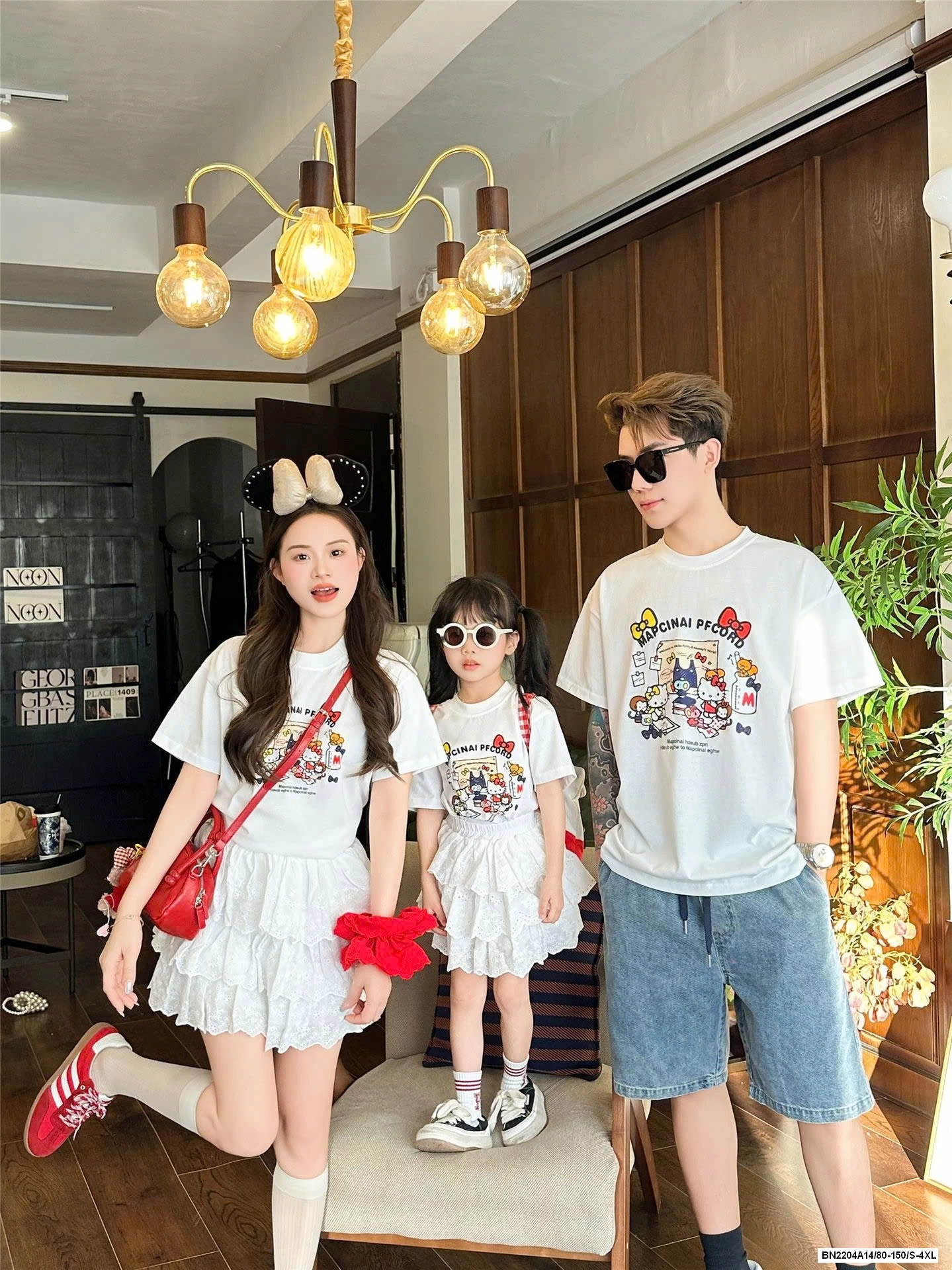 ÁO THUN KITTY GIA ĐÌNH