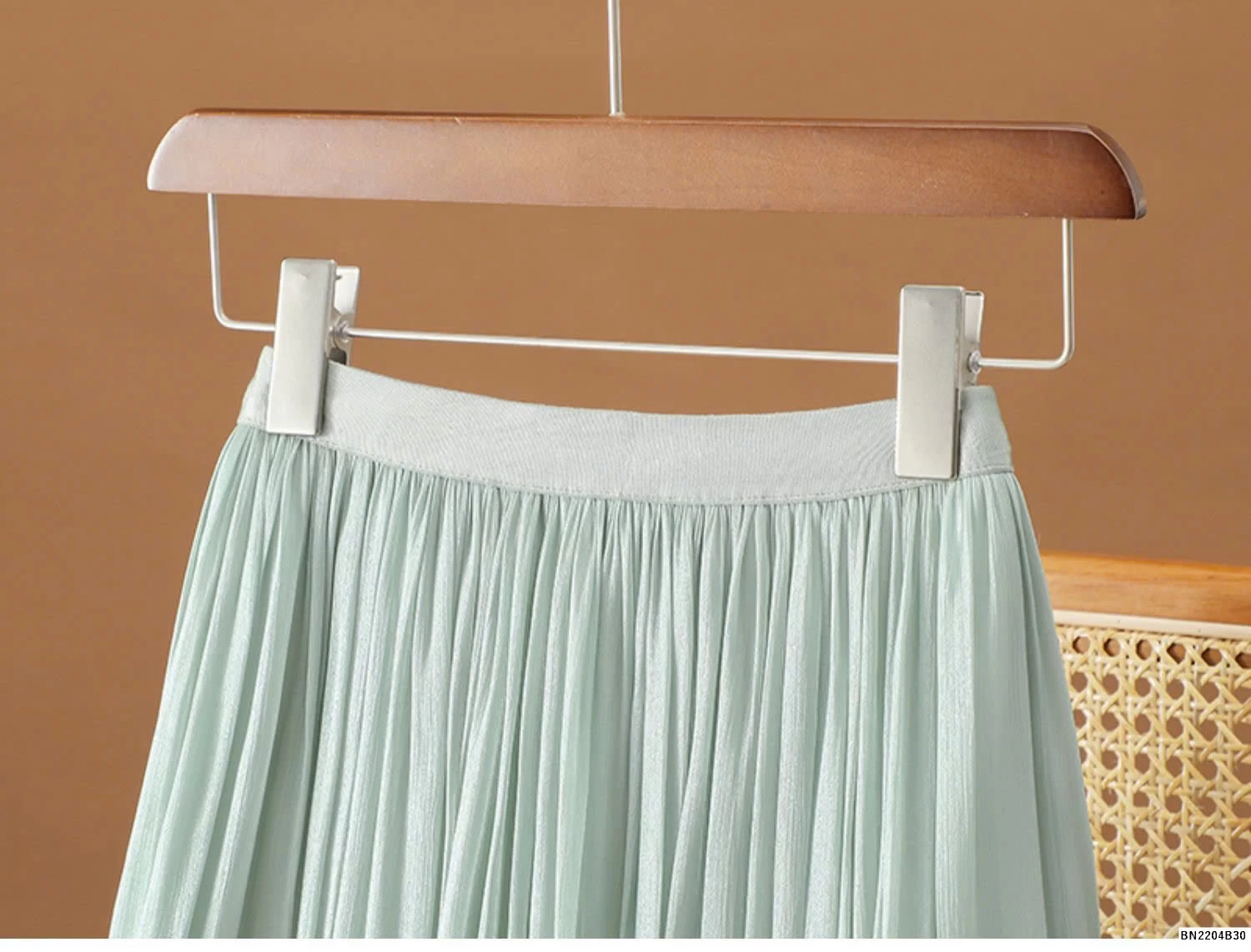 CHÂN VÁY LỤA BASIC