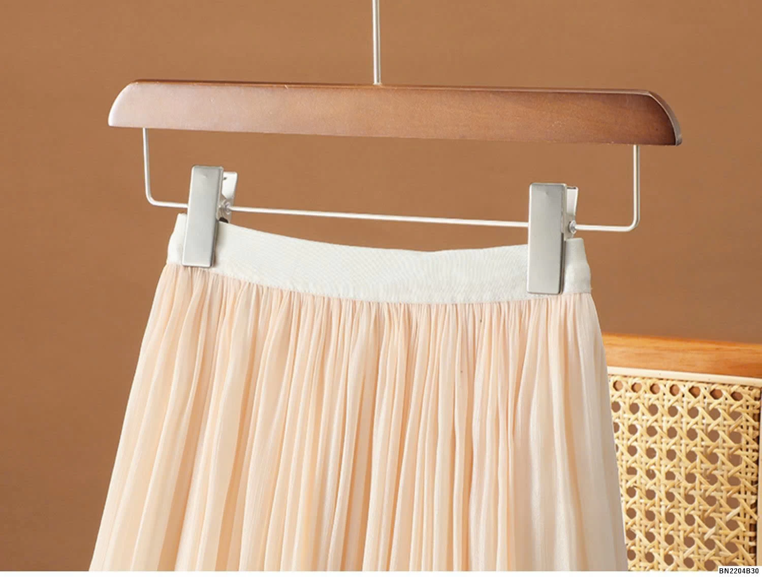 CHÂN VÁY LỤA BASIC